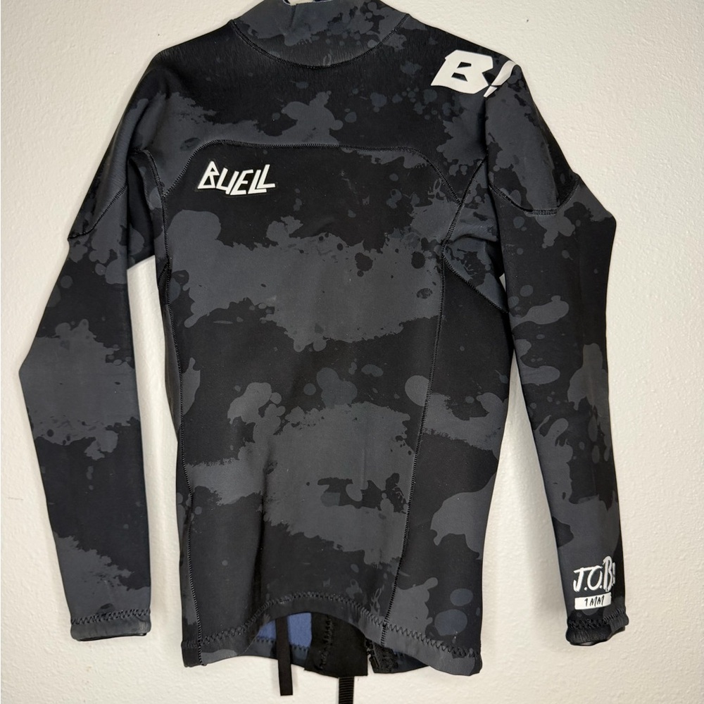 1 mm Buell Black and Gray Wetsuit Top